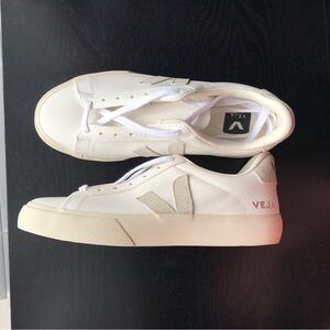 Women’s Veja shoes NWOT
